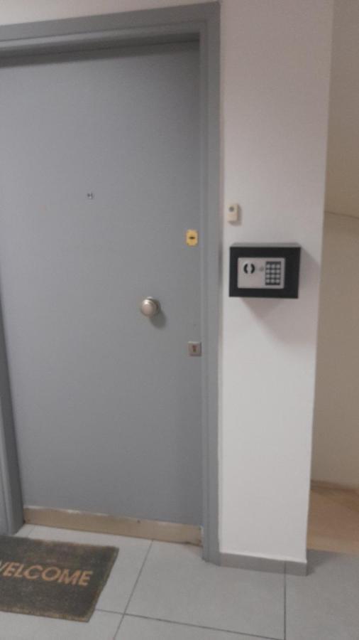 Day In Athens Aparthotel Екстериор снимка